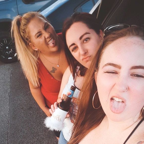 Meet your Posher, Colleen - Picture 1 of 1